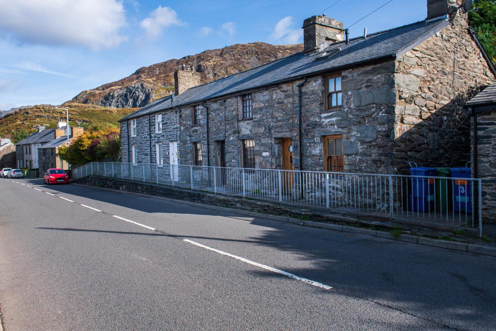 Homely Cottage With Garden And Mountain-View Blaenau Ffestiniog Exteriér fotografie
